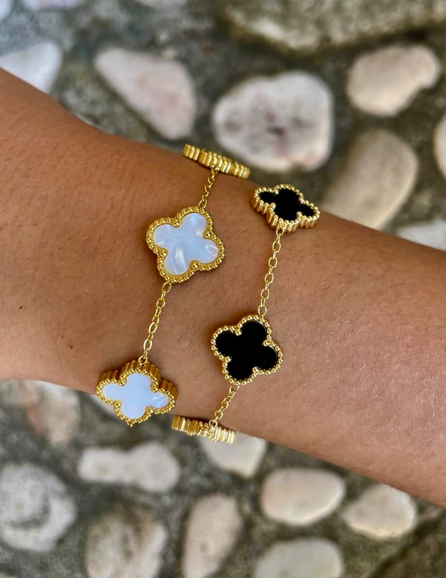 Bracelet à trèfle noir 🖤